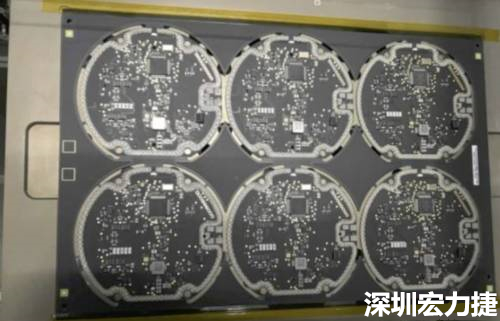  iPhone 8無(wú)線(xiàn)充電模塊