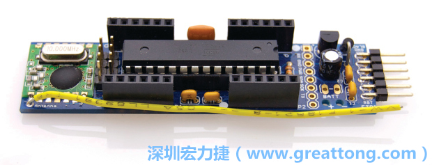 JeeLabs的尚?克勞德?威普樂（Jean-Claude Wippler）以RBBB為基礎(chǔ)設(shè)計出JeeNode，JeeNode使用不同的排針并加裝了SPI無線端口以提供無線傳輸使用。 使用EAGLE